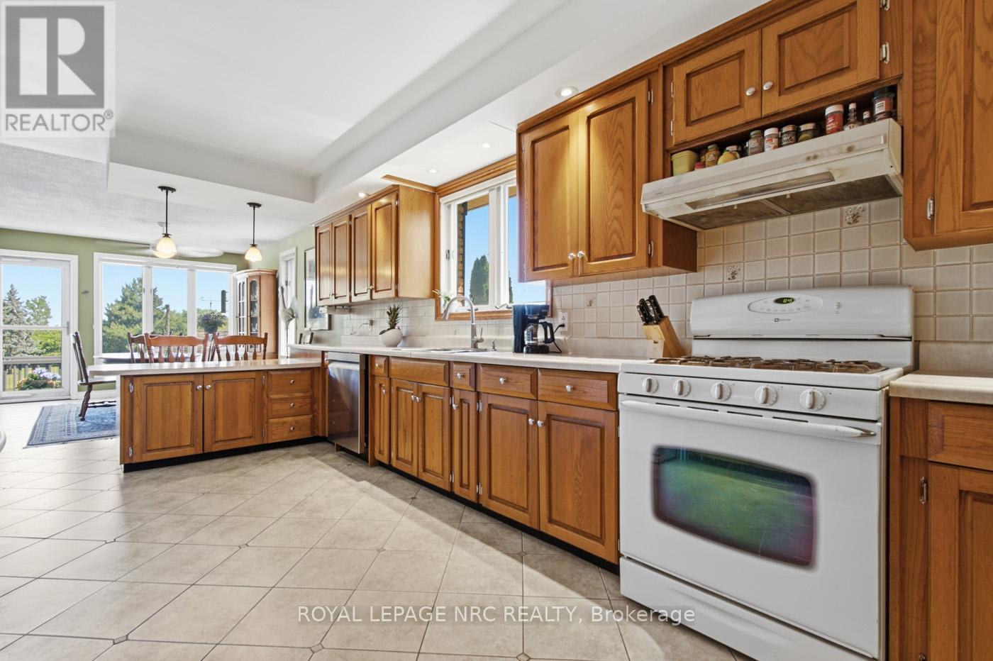 1750 YORK ROAD - 7