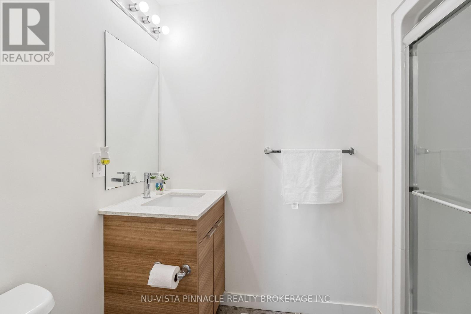 #64 1781 HENRICA AVENUE - 25