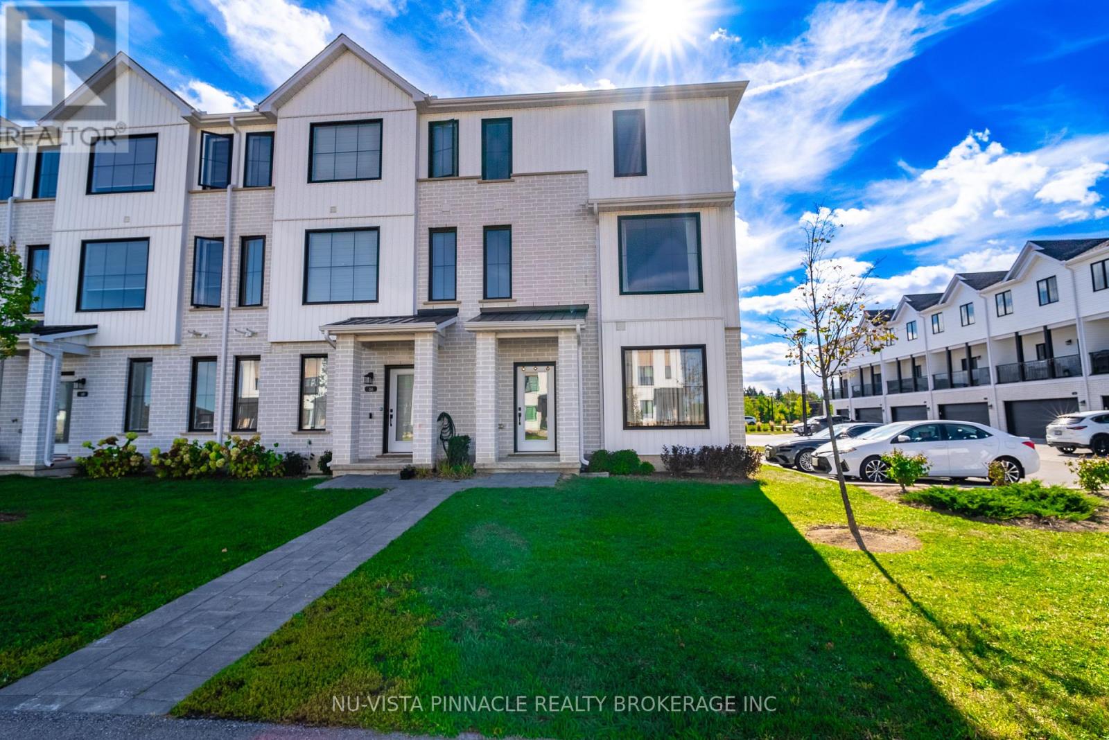 #64 1781 HENRICA AVENUE - 3