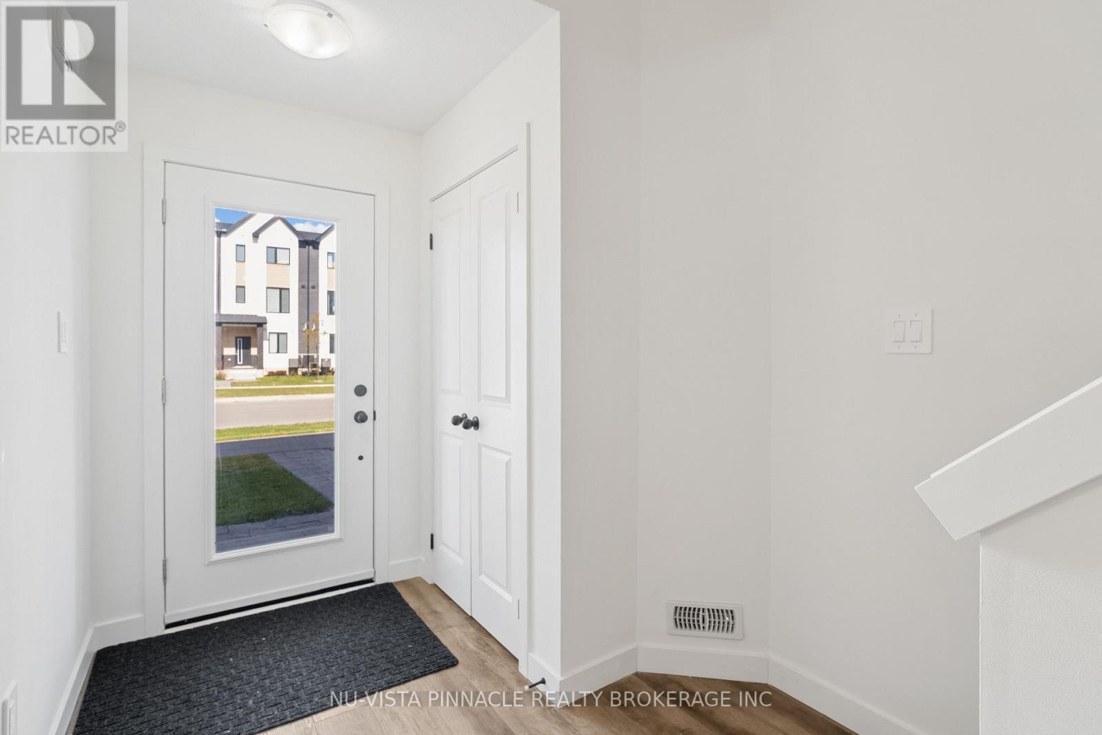 #64 1781 HENRICA AVENUE - 6