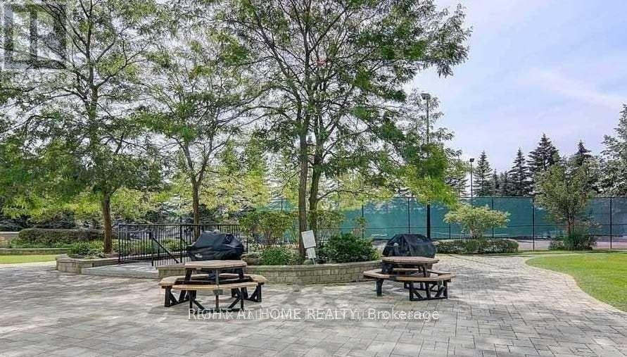 #1120 7805 BAYVIEW AVENUE - 32