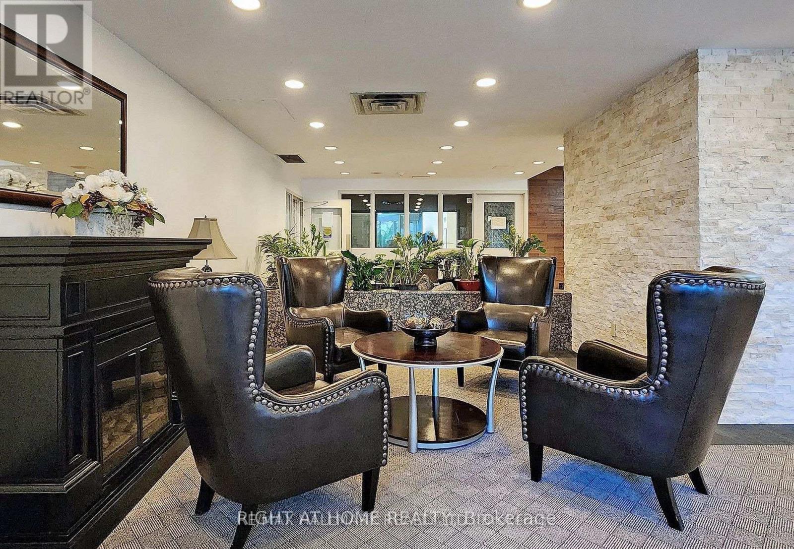 #1120 7805 BAYVIEW AVENUE - 22