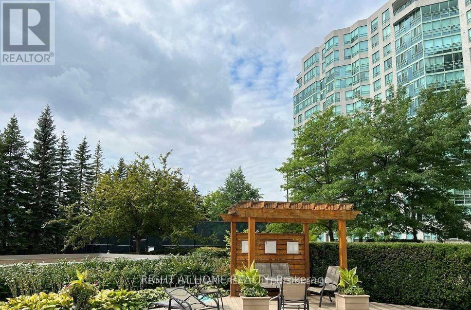 #1120 7805 BAYVIEW AVENUE - 30