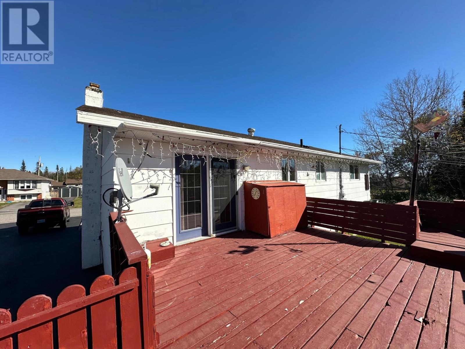 4 East Grove CRES - 36