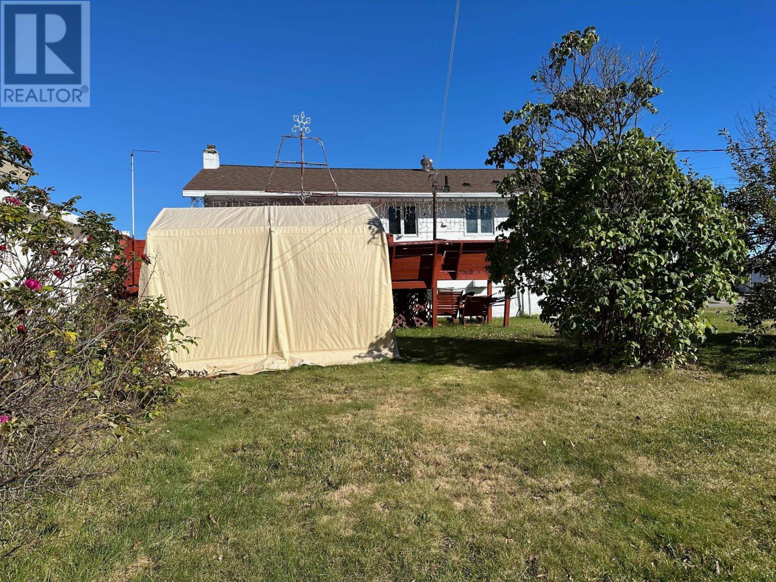4 East Grove CRES - 45
