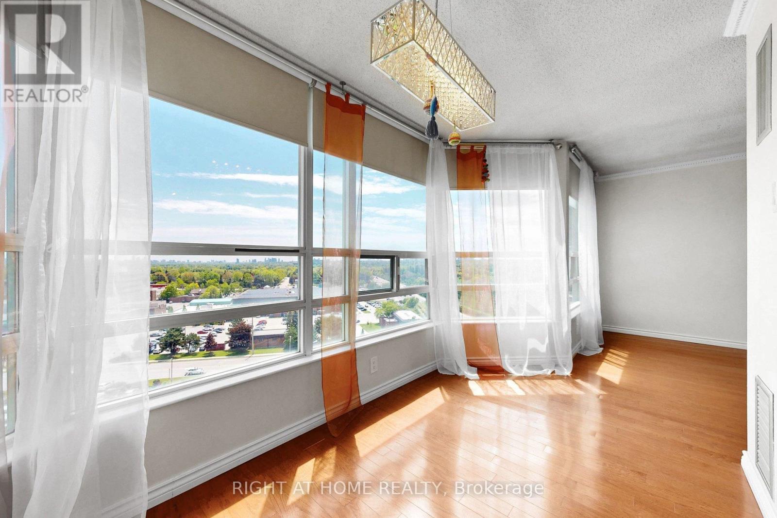 #1120 7805 BAYVIEW AVENUE - 13