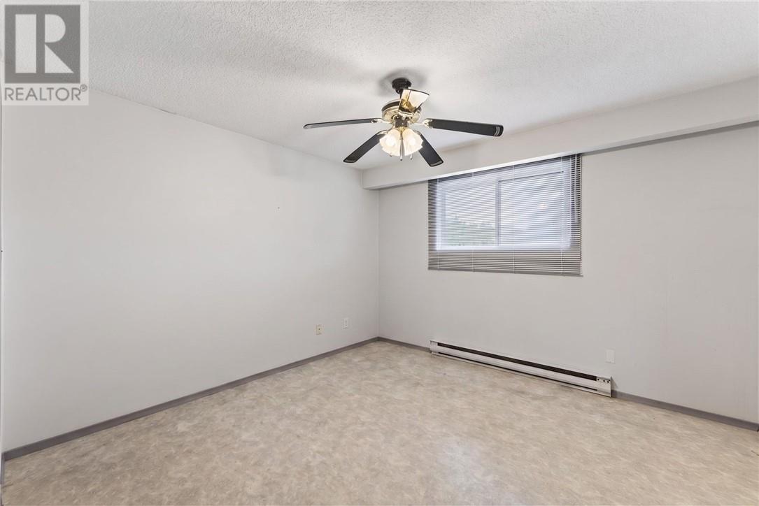 265 Bodson Drive E - 18