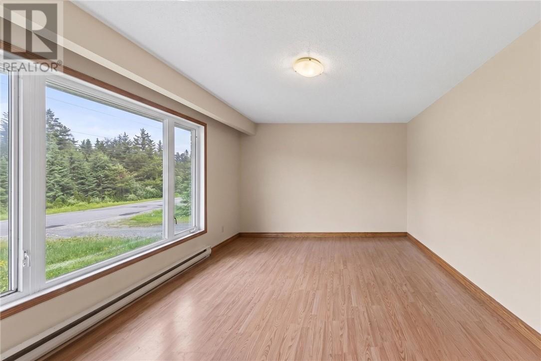 265 Bodson Drive E - 16