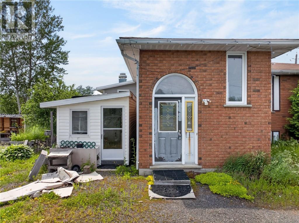 265 Bodson Drive E - 34