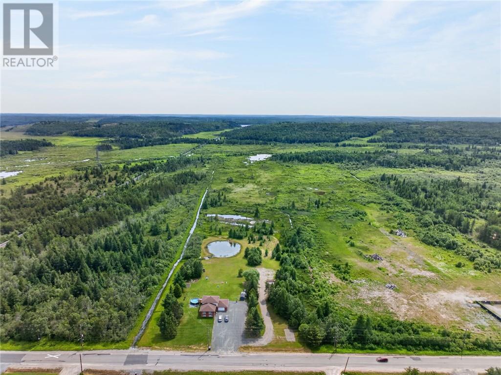 265 Bodson Drive E - 4