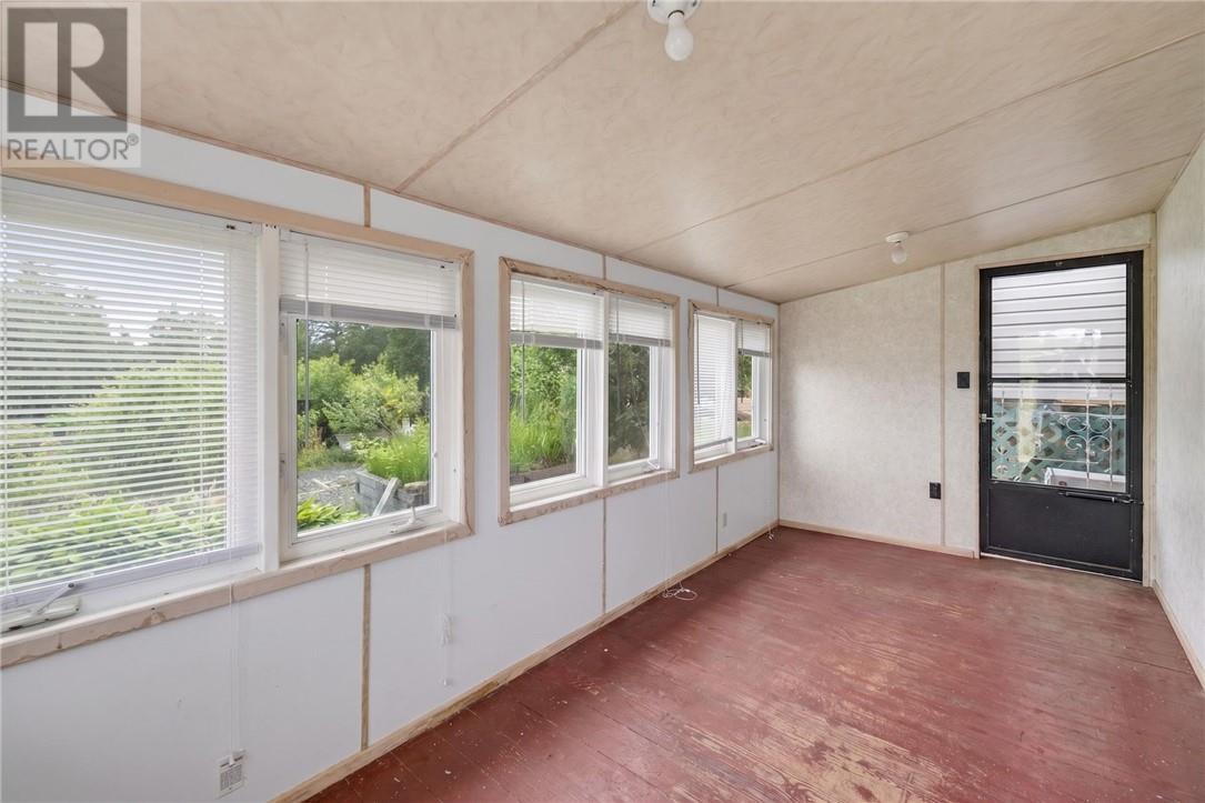 265 Bodson Drive E - 49