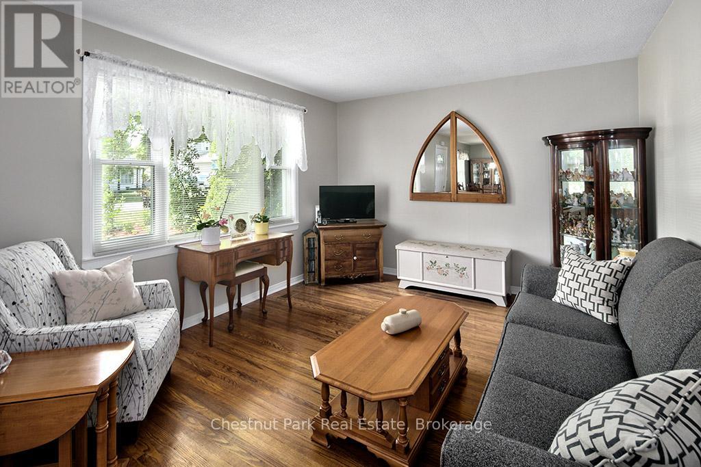 333 OAK STREET - 17