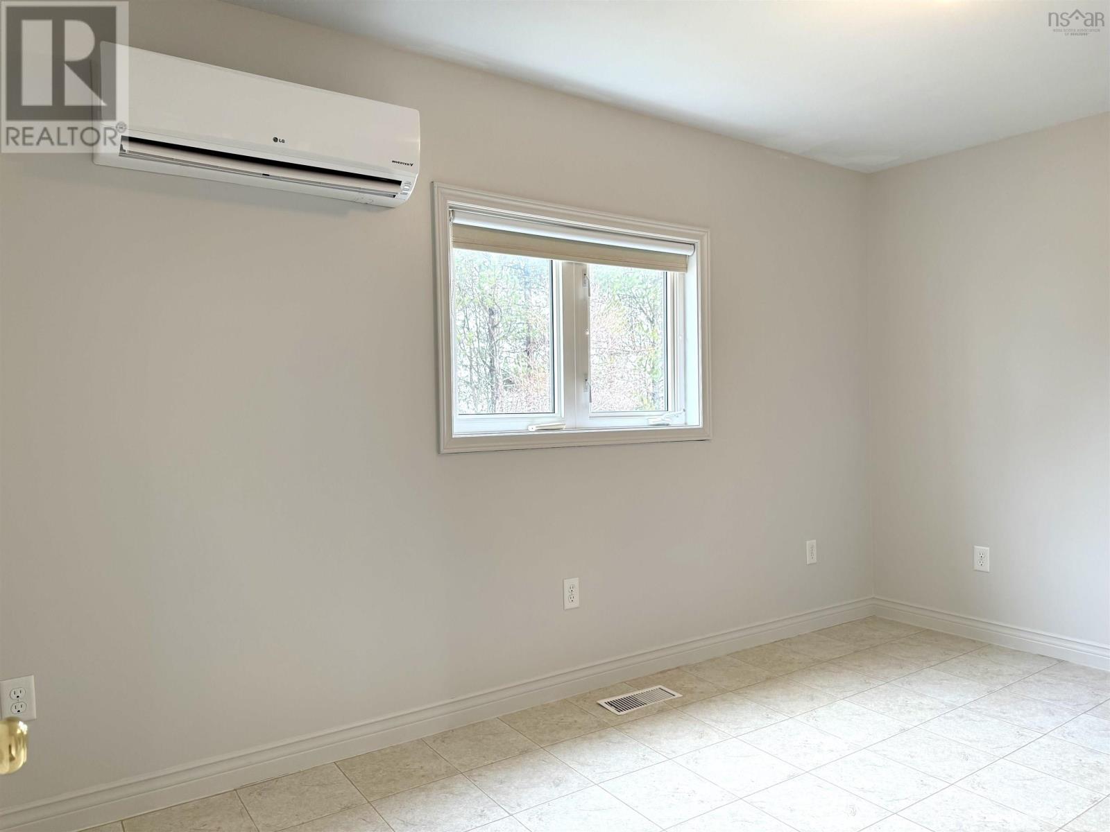 8 Standish Street - 28