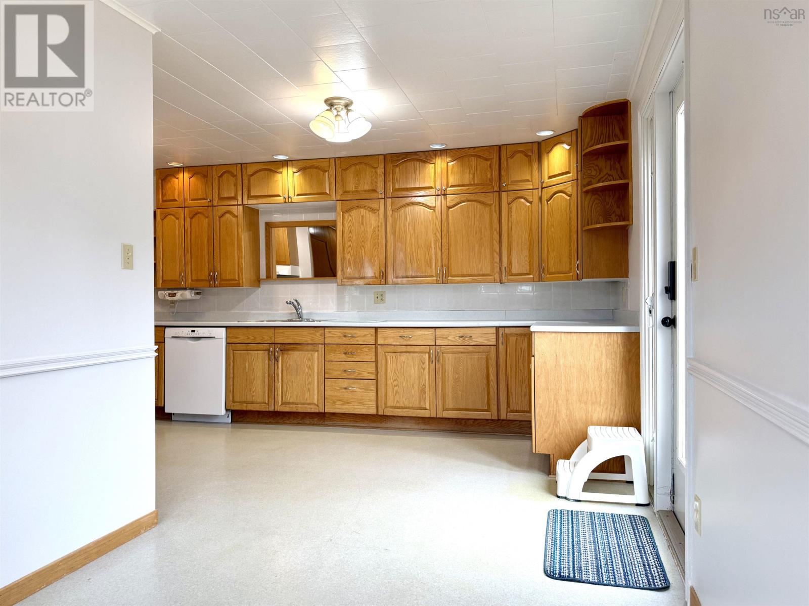 8 Standish Street - 22