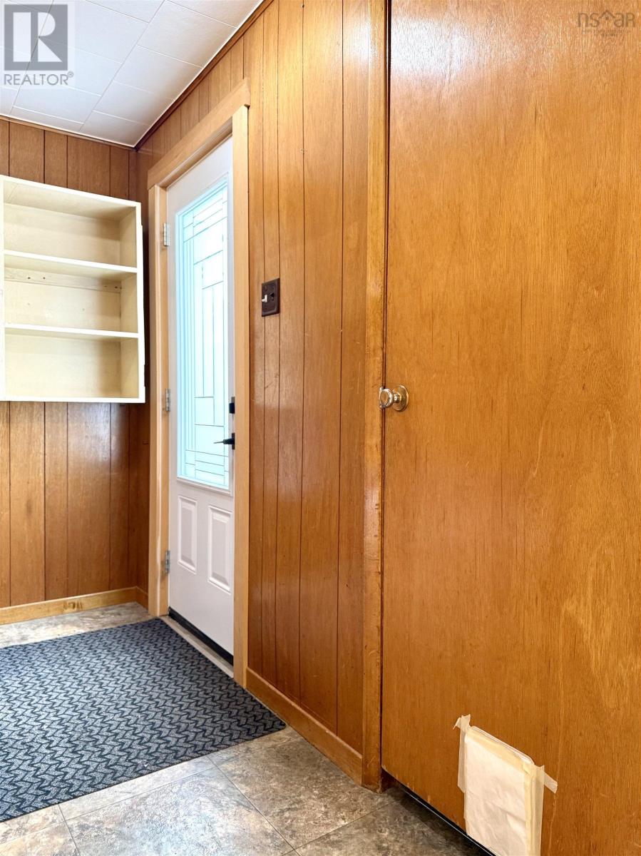 8 Standish Street - 13