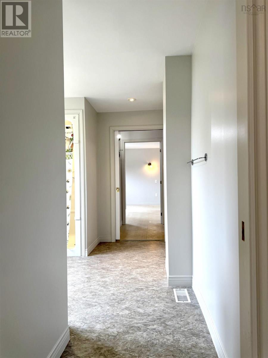 8 Standish Street - 30