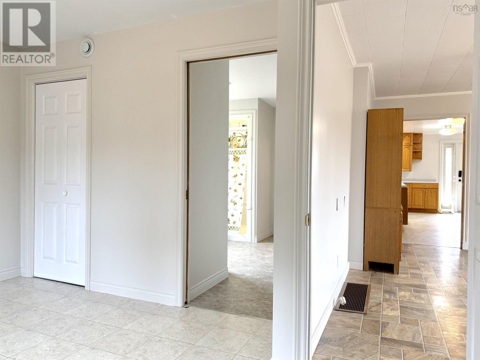 8 Standish Street - 29