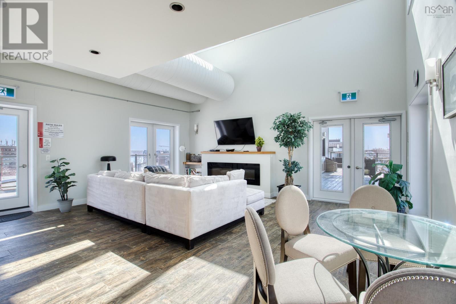#108 5662 Roberts Street - 25
