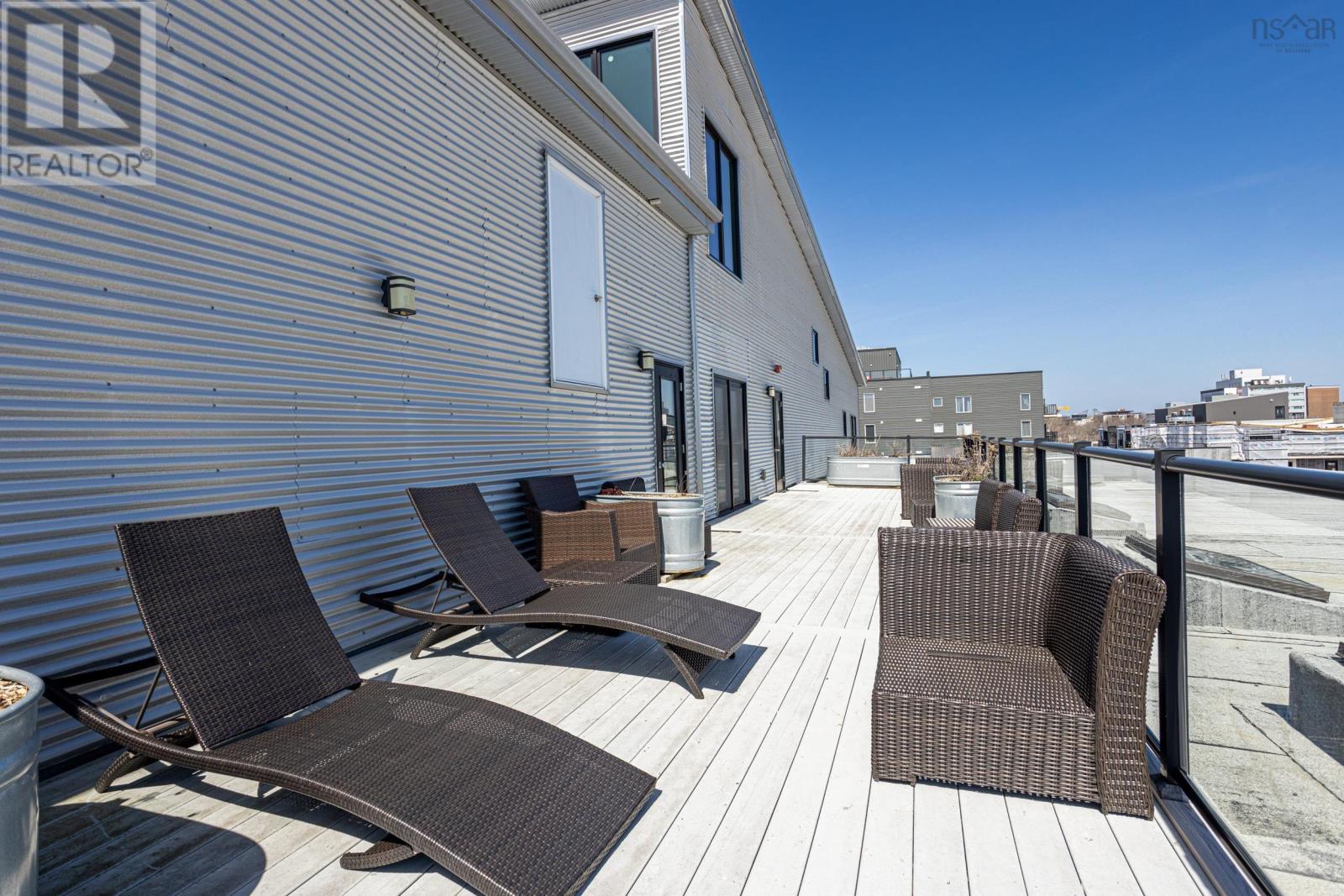#108 5662 Roberts Street - 38