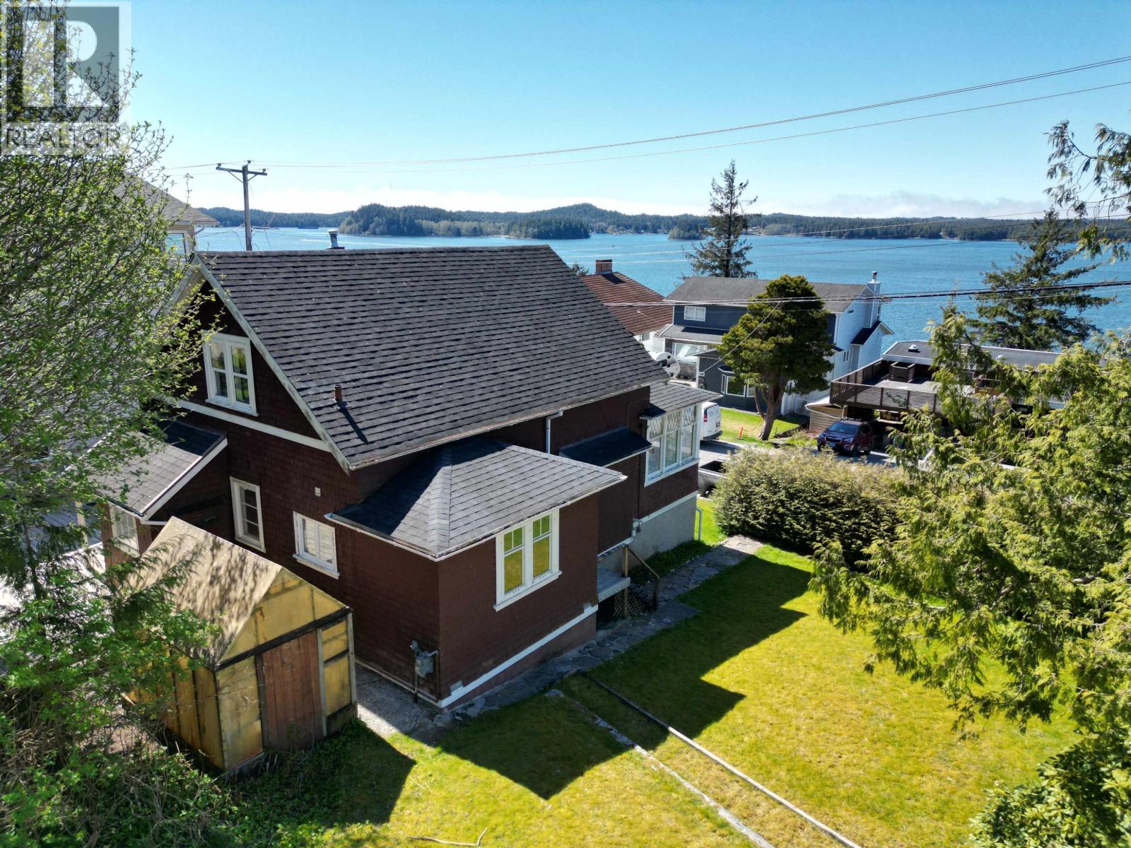 2201 GRAHAM AVENUE - 39