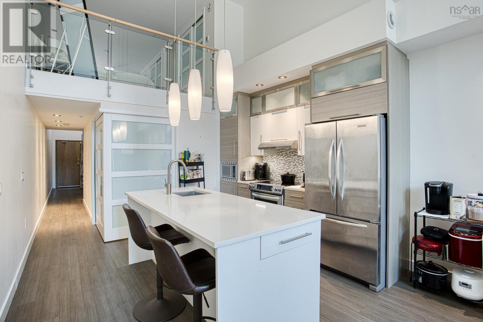 #108 5662 Roberts Street - 9