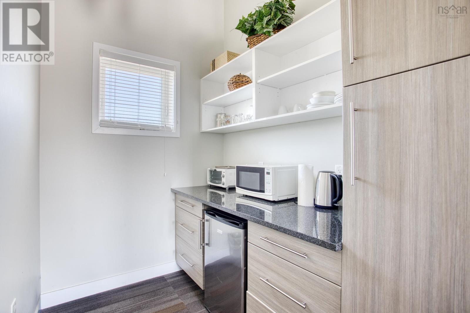 #108 5662 Roberts Street - 42