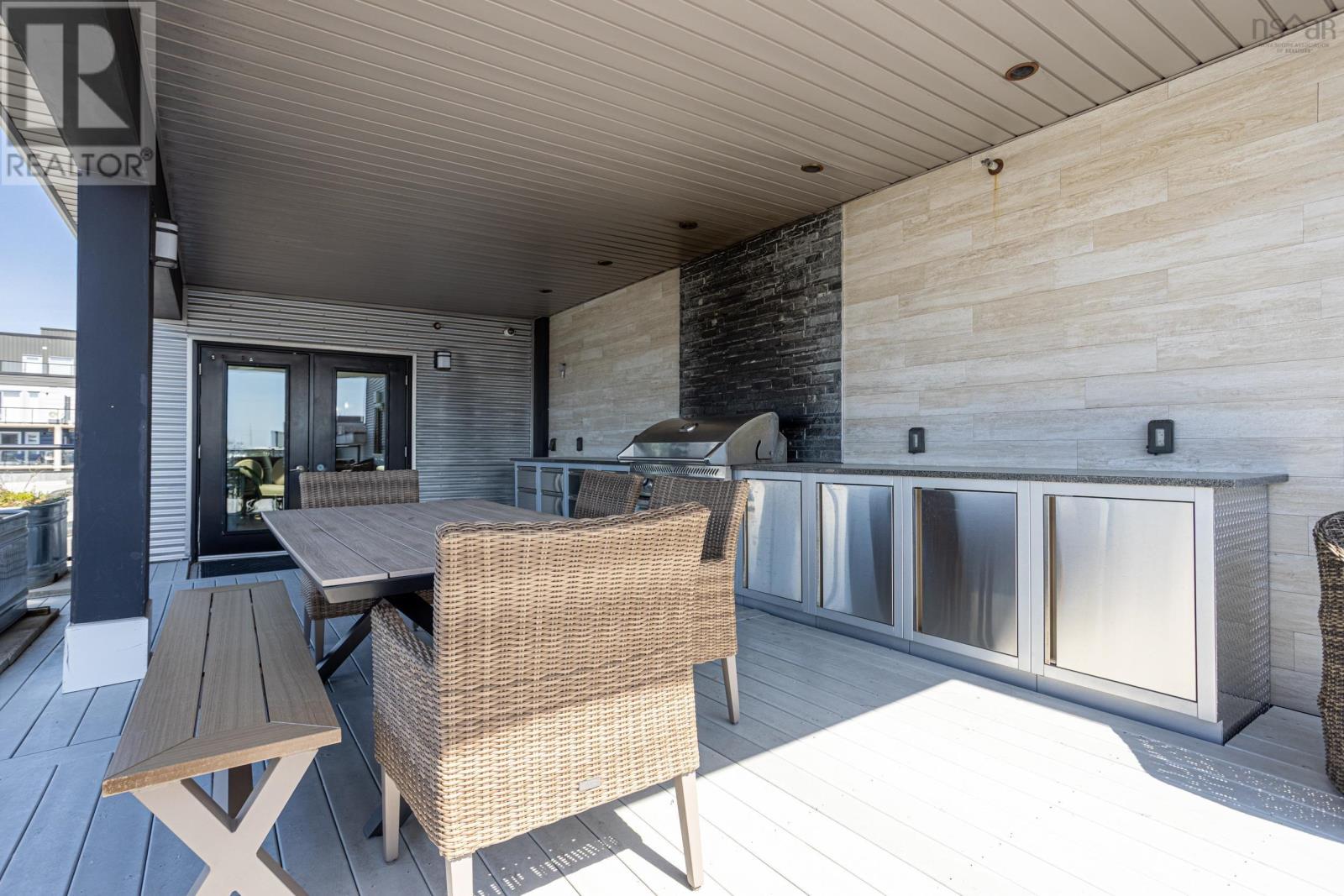 #108 5662 Roberts Street - 35