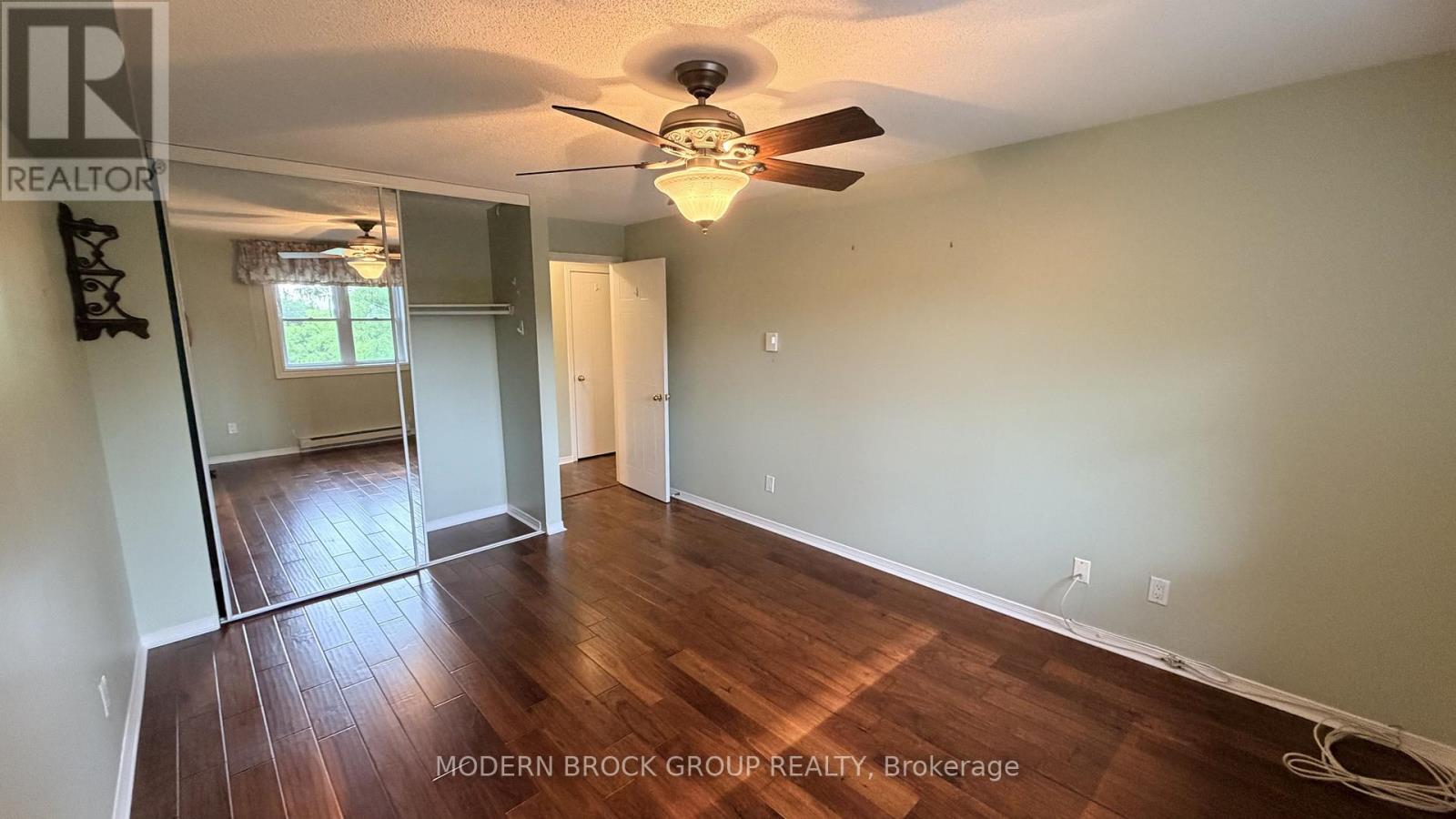 #405 21 LISTON AVENUE - 13