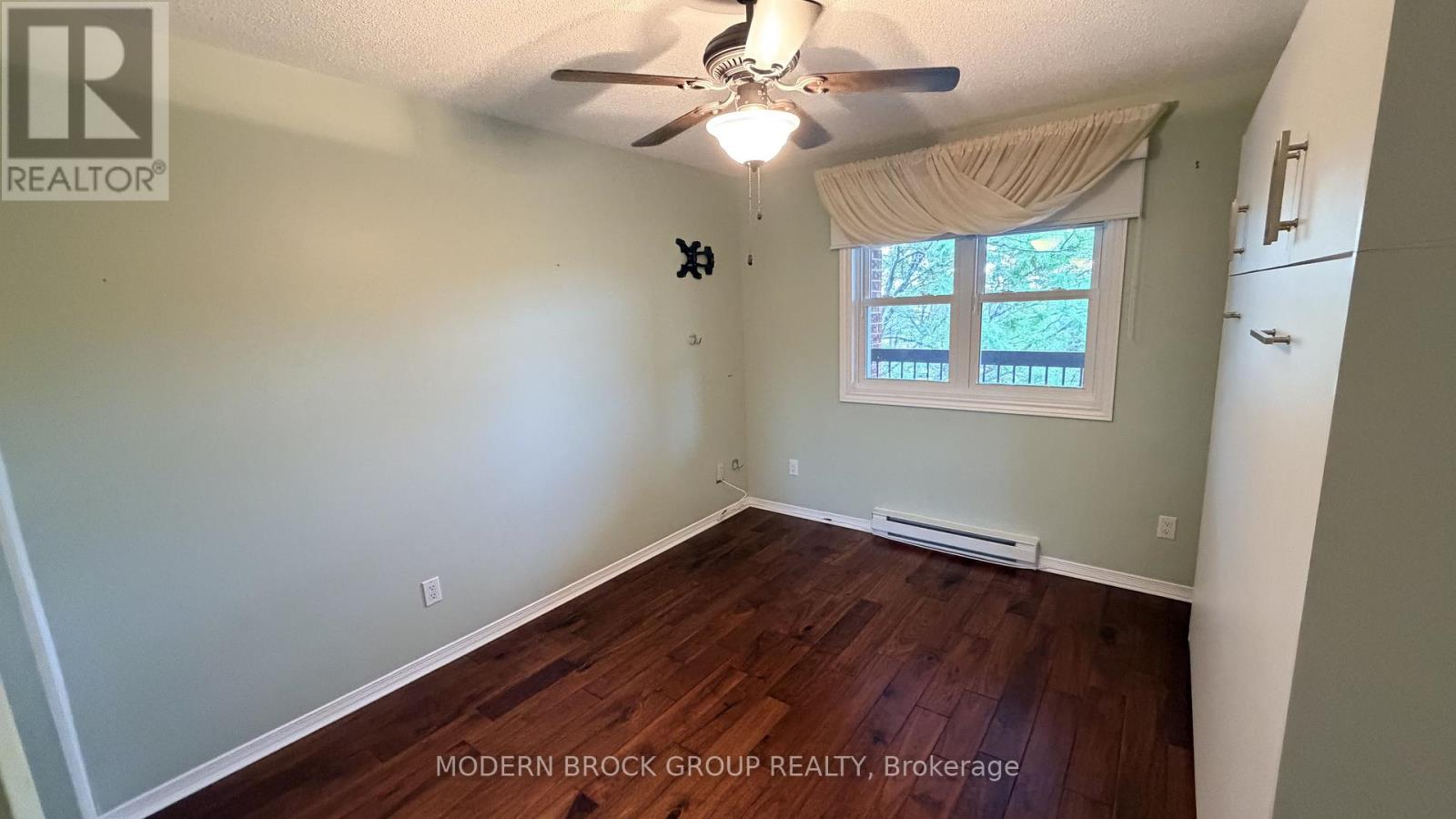 #405 21 LISTON AVENUE - 14