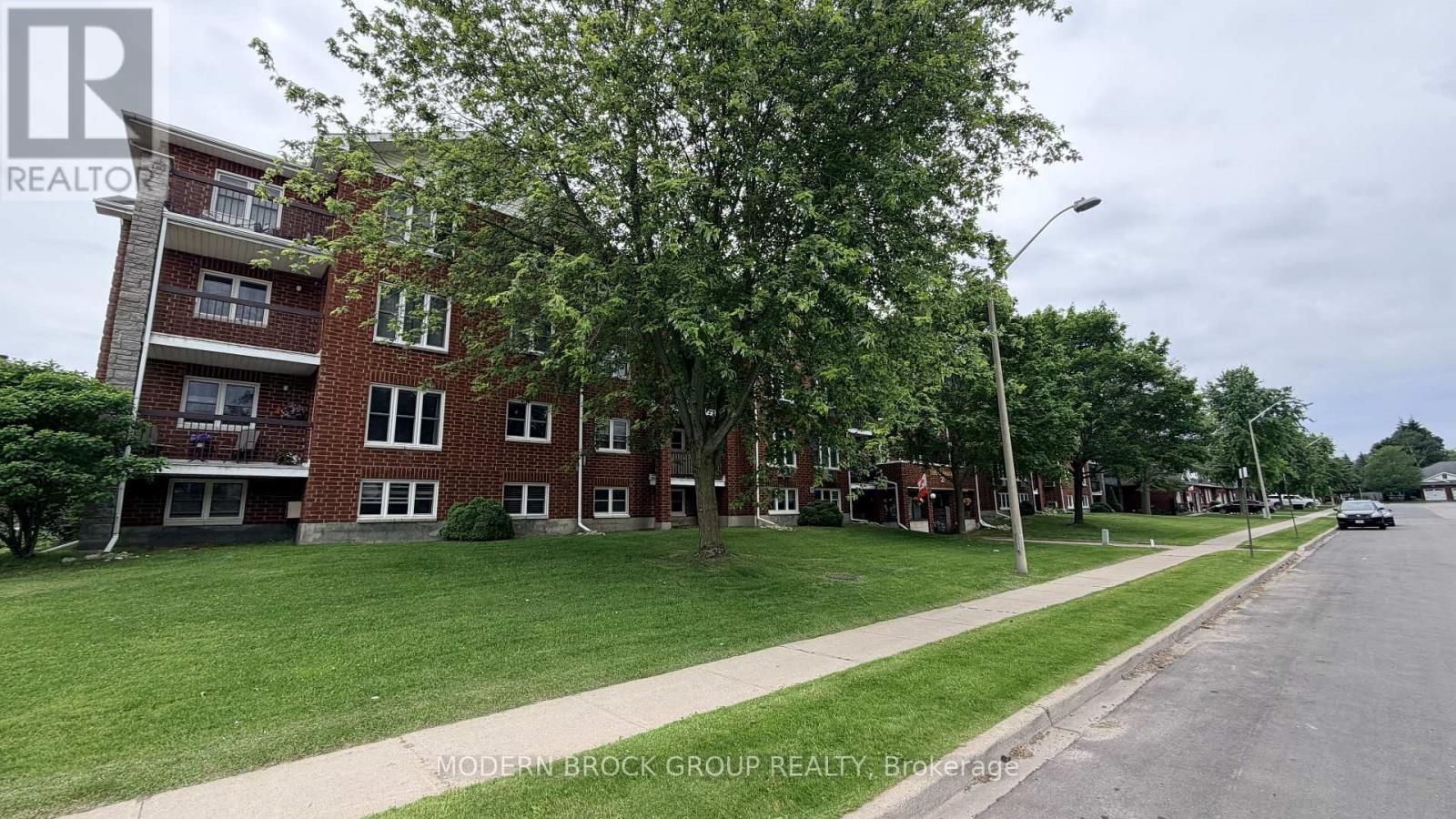 #405 21 LISTON AVENUE - 20