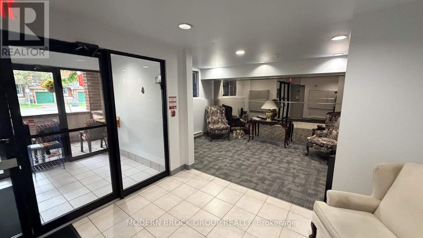 #405 21 LISTON AVENUE - 3