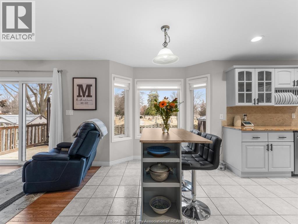 46 Brush CRESCENT - 16