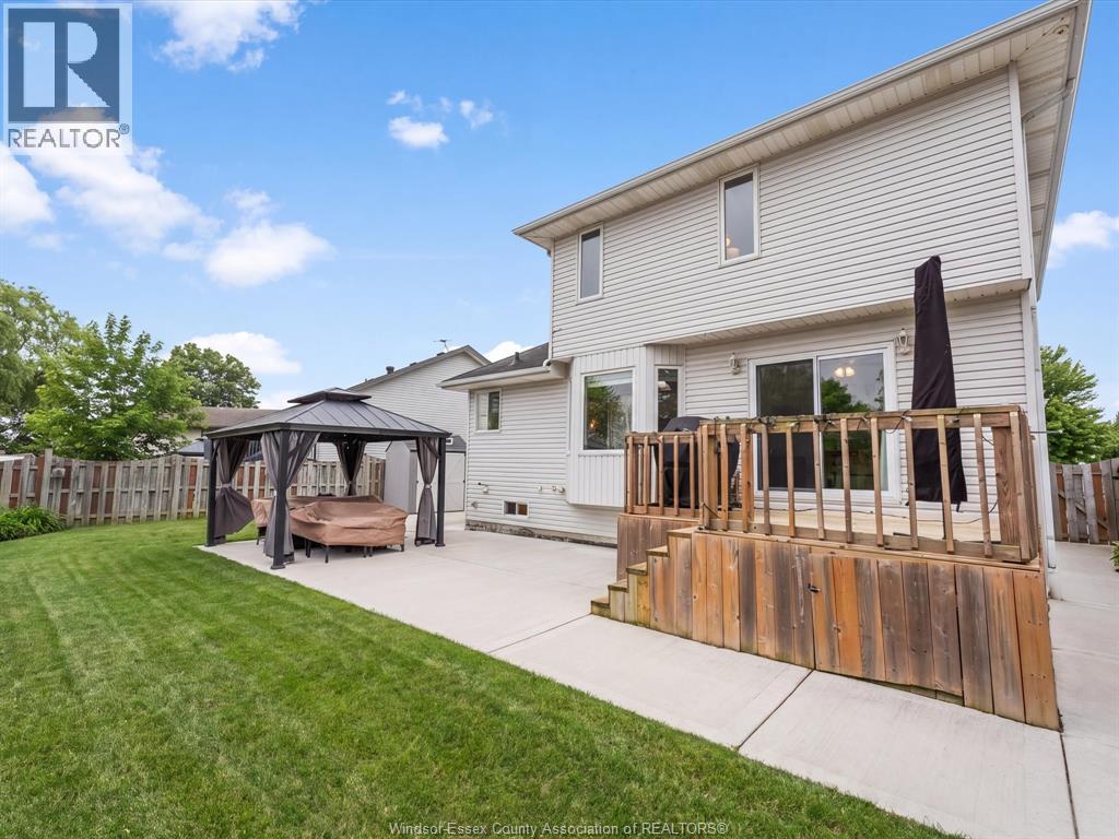 46 Brush CRESCENT - 3