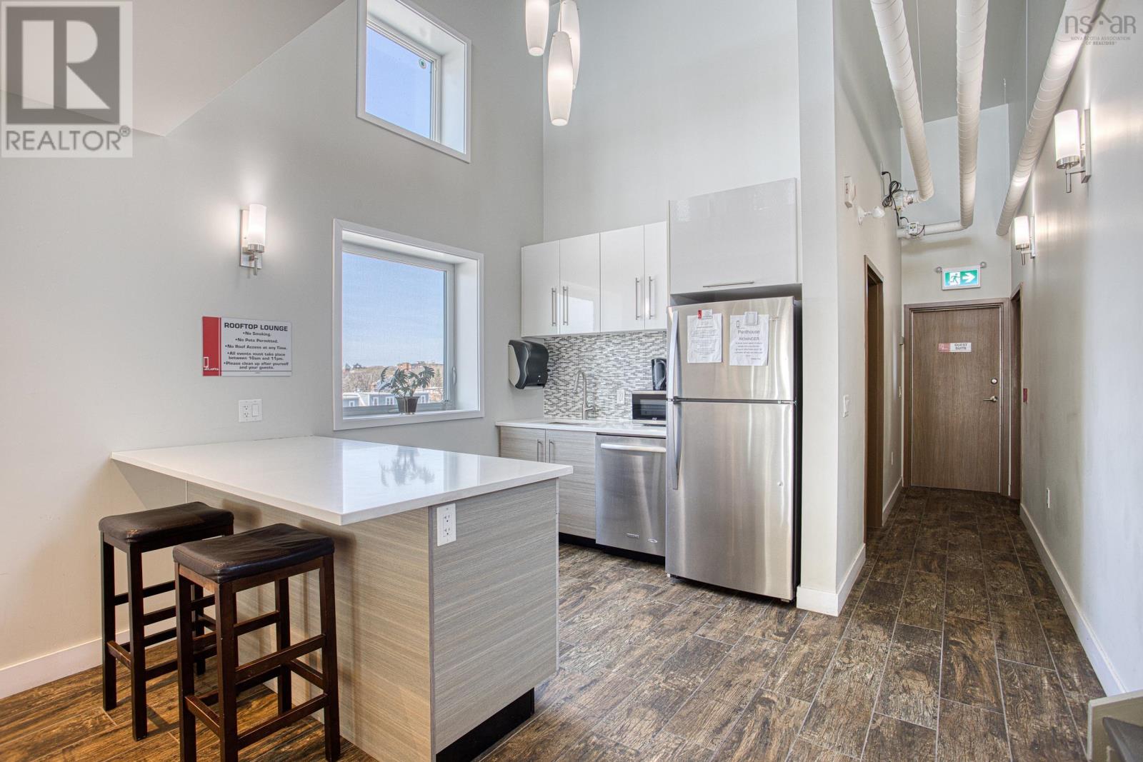 #108 5662 Roberts Street - 30