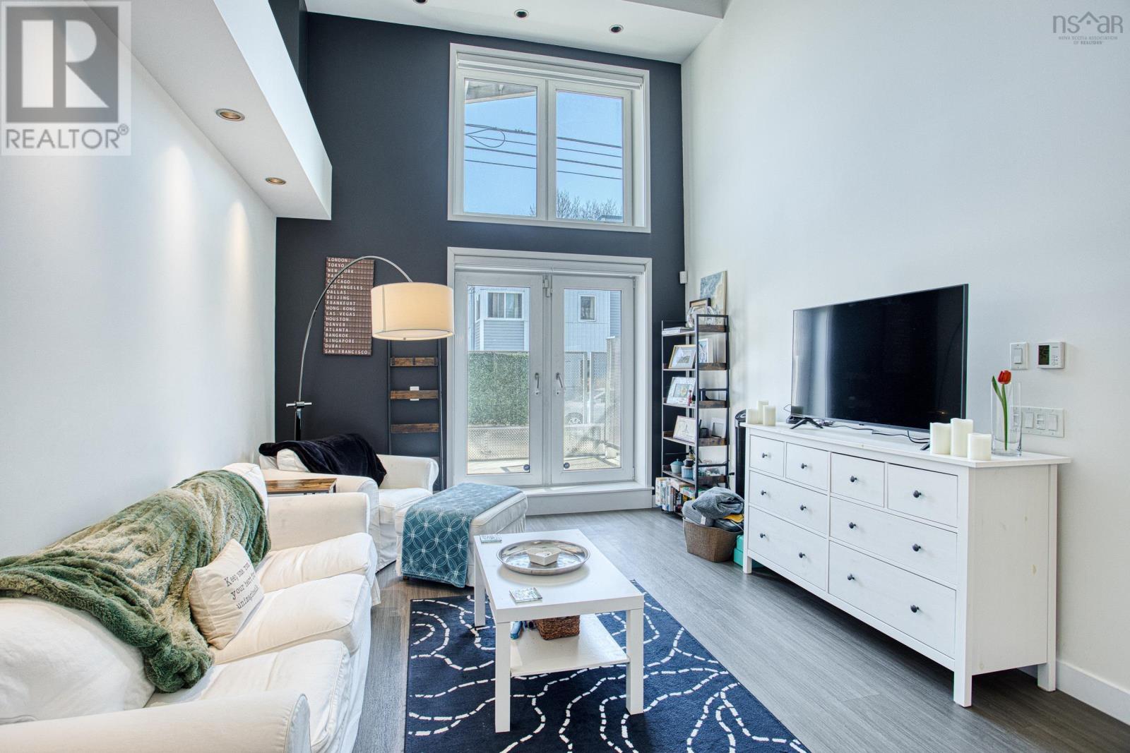 #108 5662 Roberts Street - 11