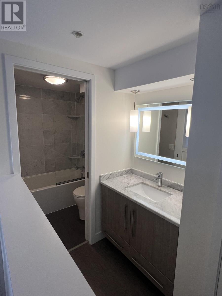 #108 5662 Roberts Street - 23