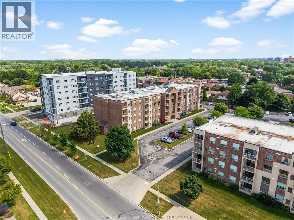#507 8335 Wyandotte STREET East - 31