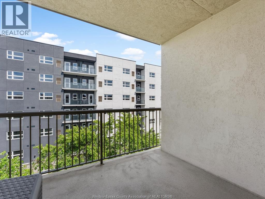 #507 8335 Wyandotte STREET East - 21