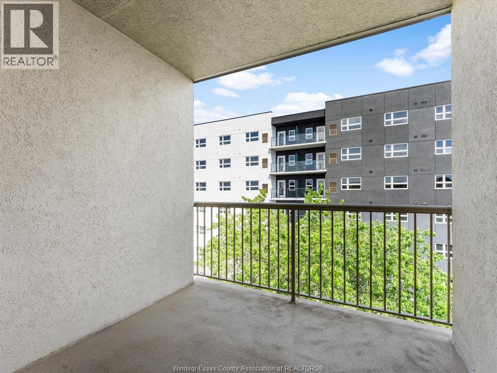 #507 8335 Wyandotte STREET East - 22