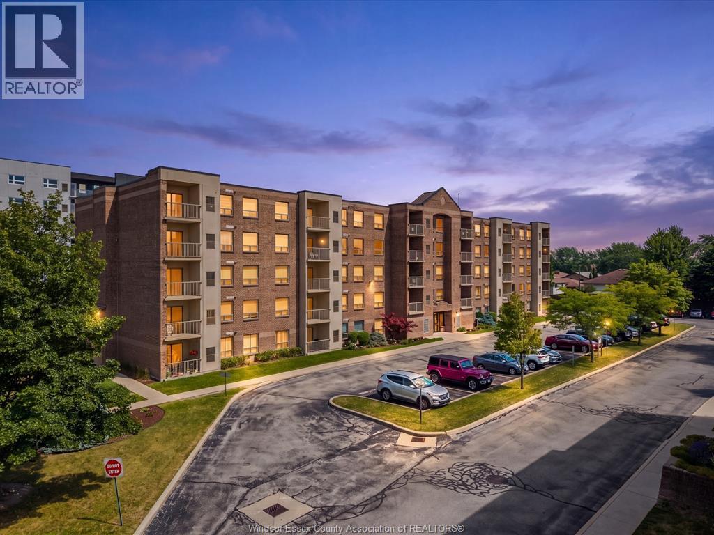 #507 8335 Wyandotte STREET East - 33