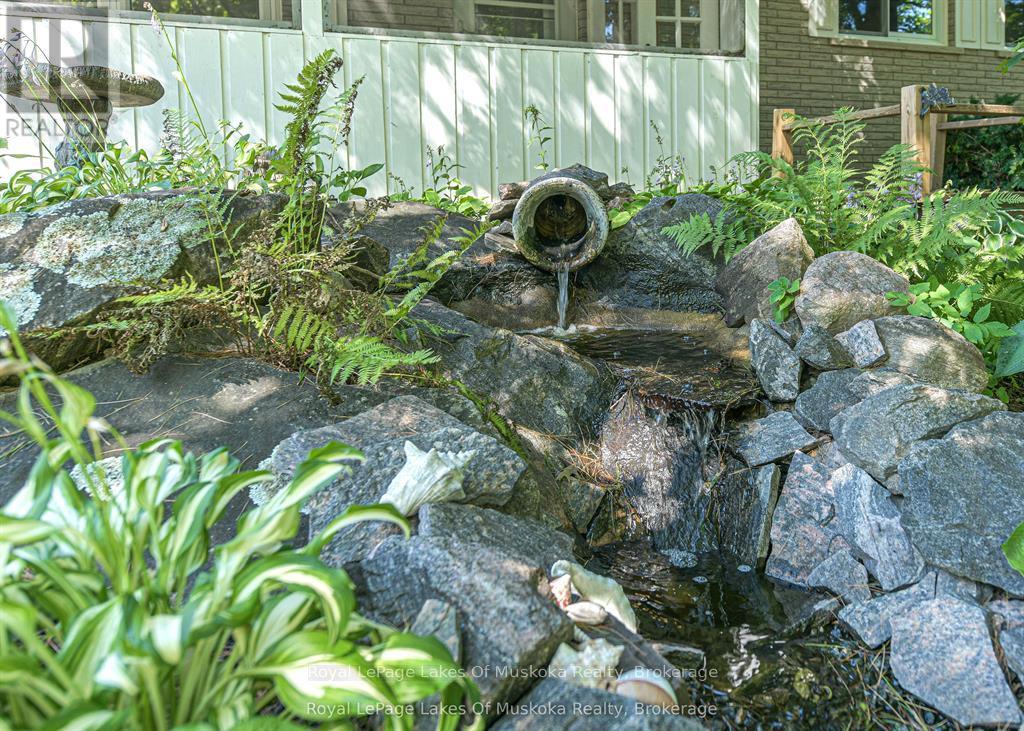 115 DOUGLAS STREET - 12