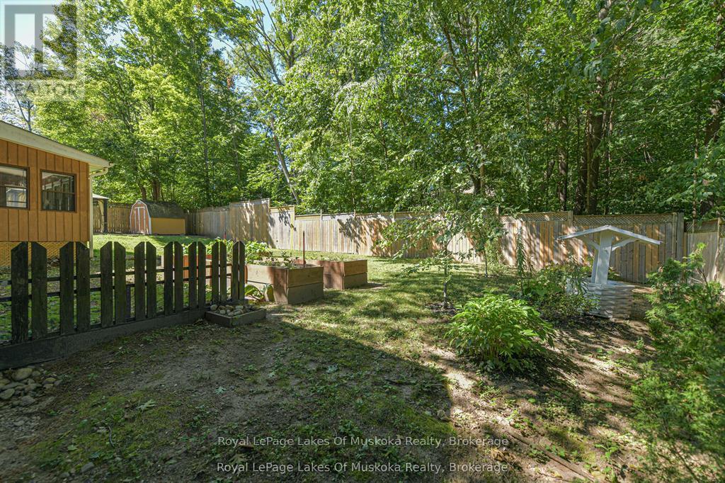 115 DOUGLAS STREET - 17