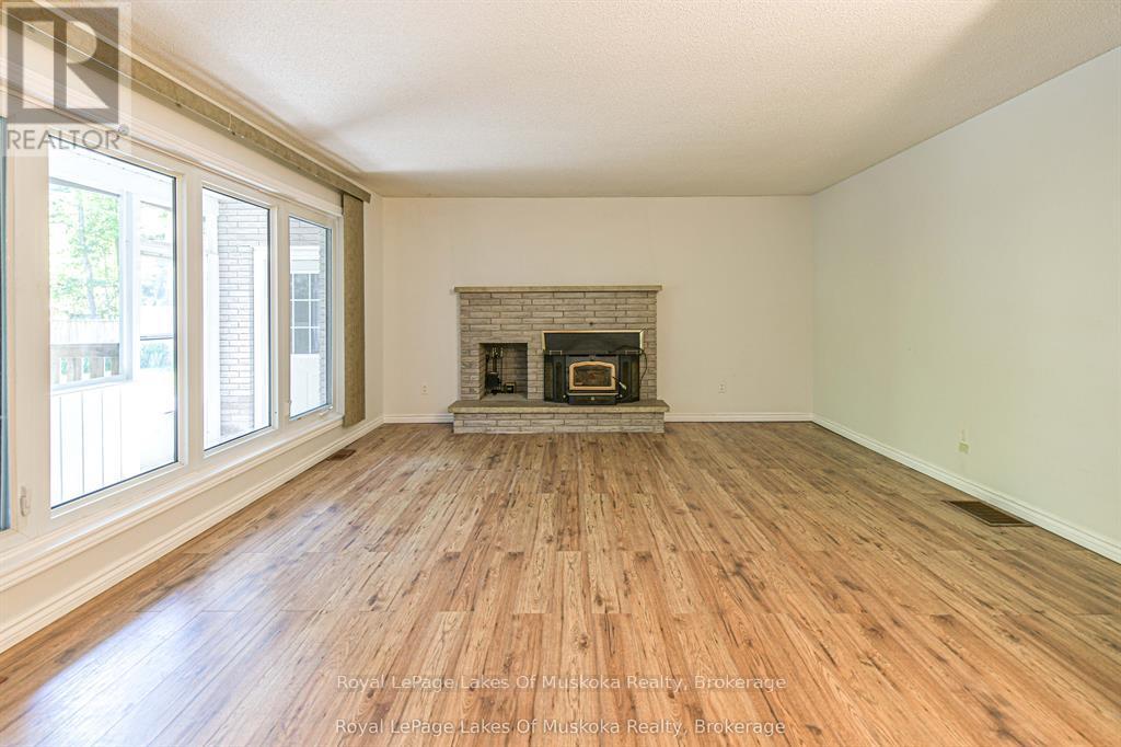 115 DOUGLAS STREET - 29