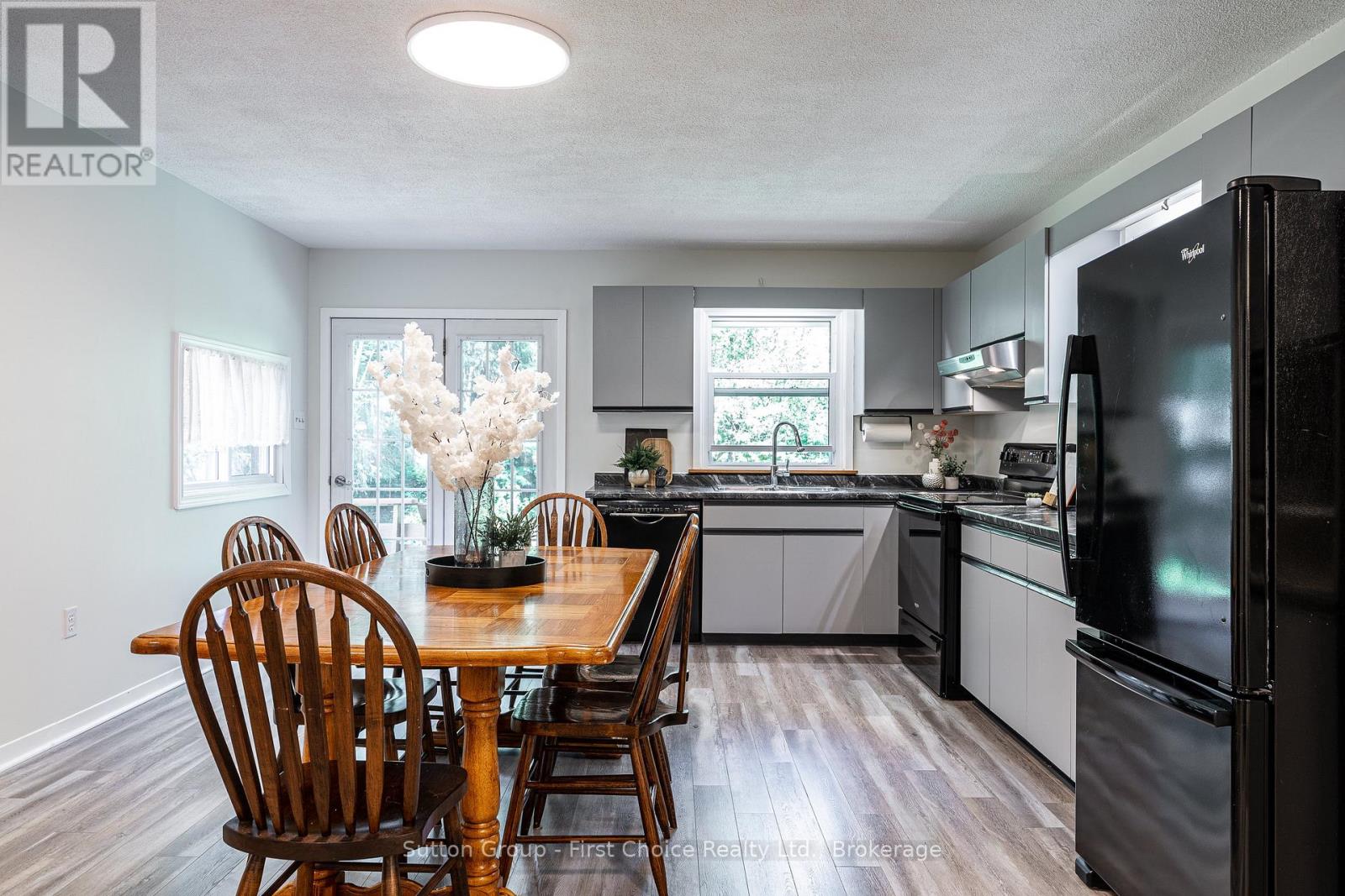 153 HOME STREET - Image 11