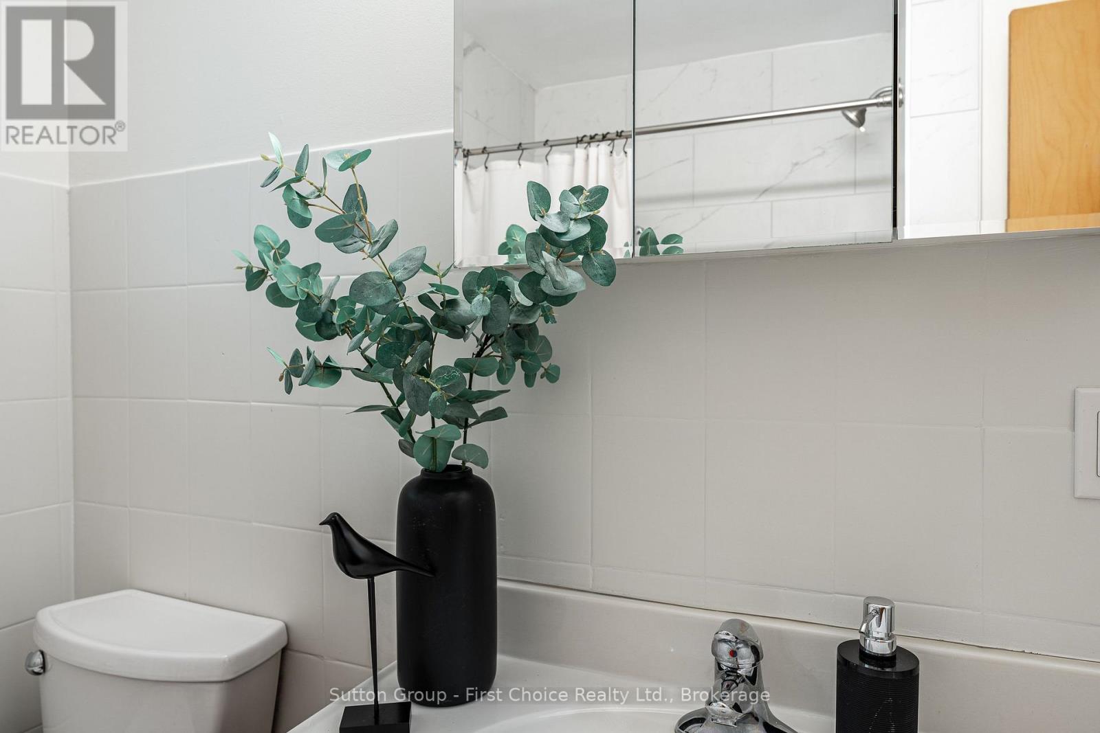 153 HOME STREET - Image 20