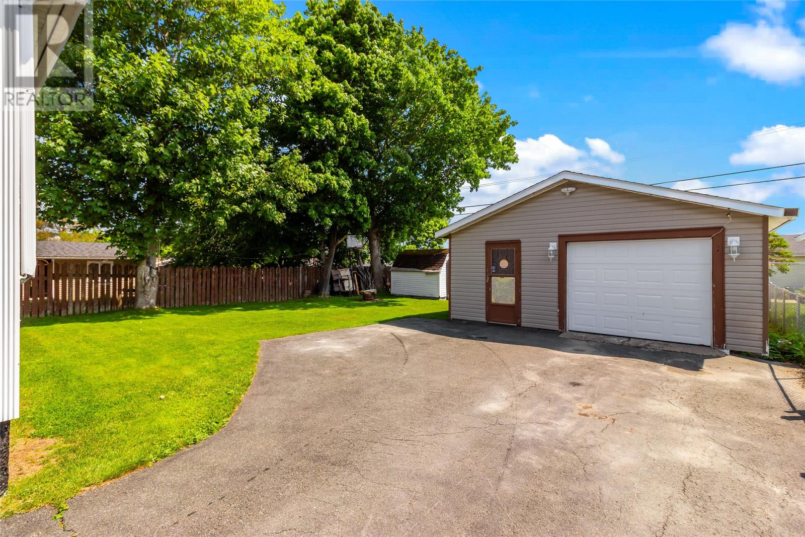 5 Churchill Avenue - Image 5