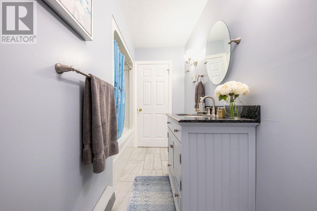 12 Pennie Avenue - 12