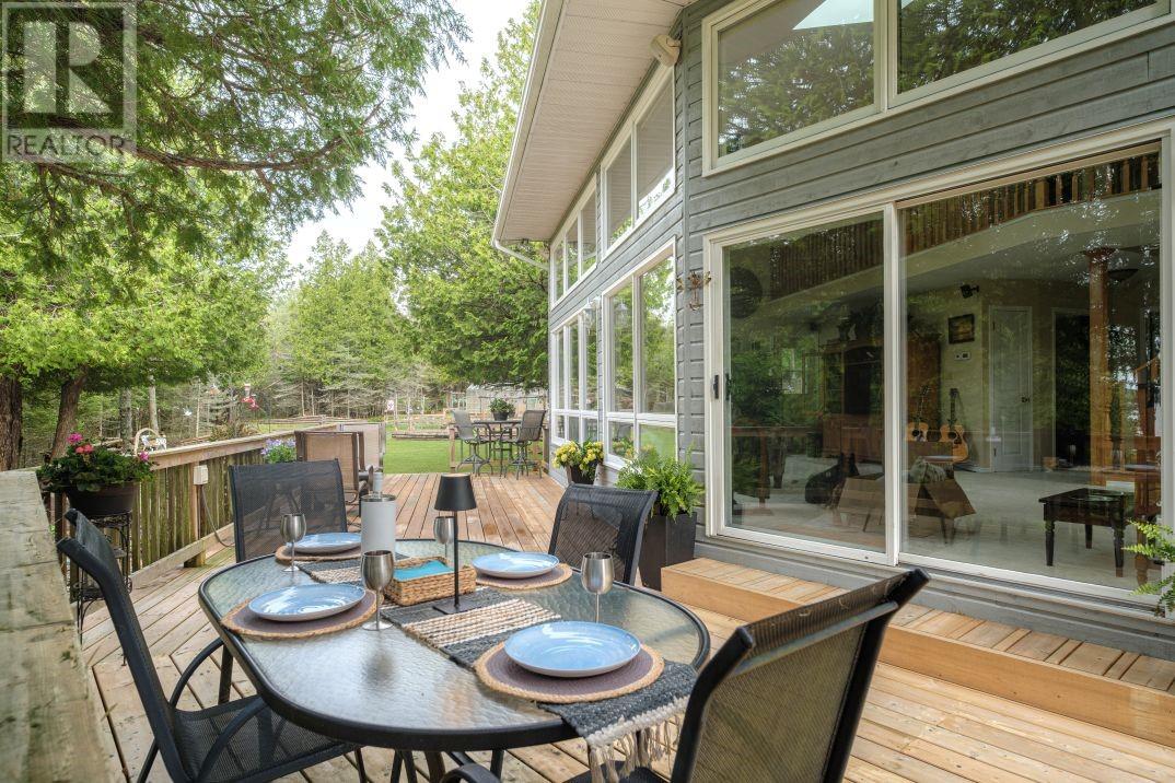 12 Pennie Avenue - 14