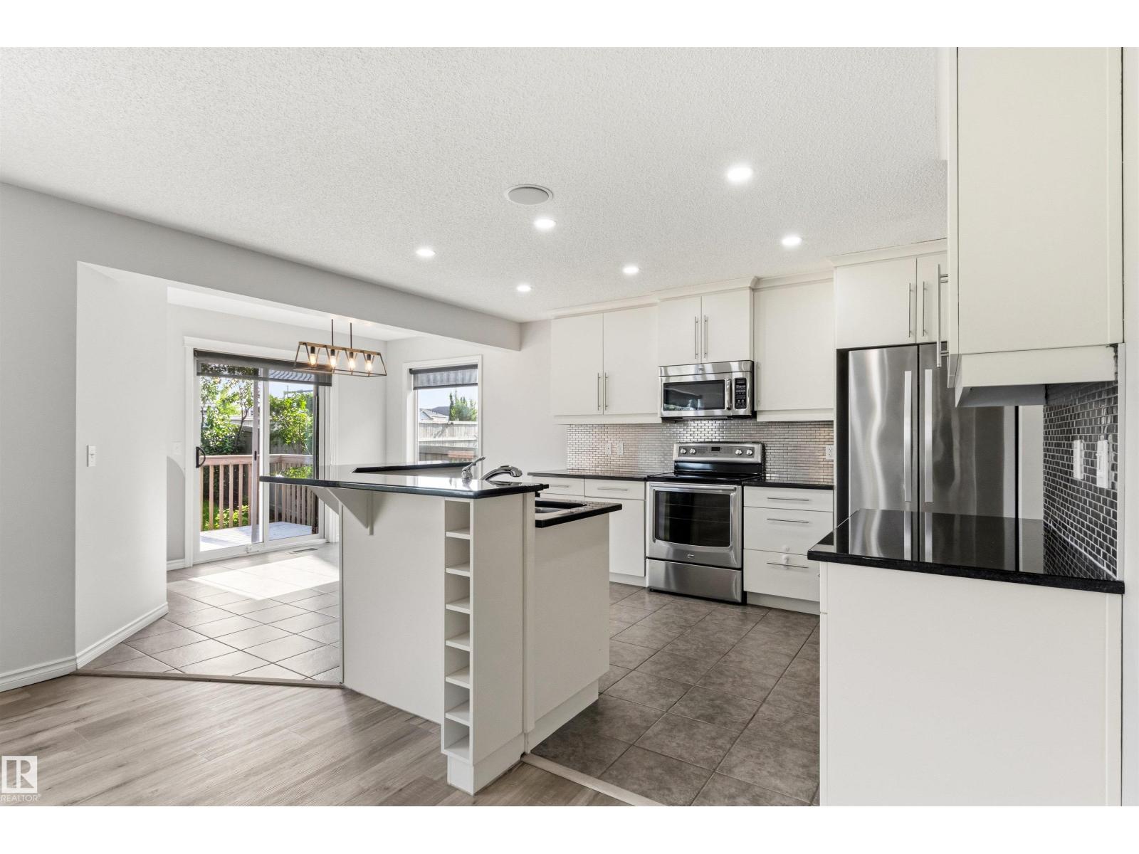 3214 22a AV NW - 15