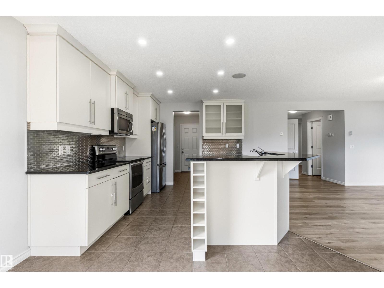 3214 22a AV NW - 16